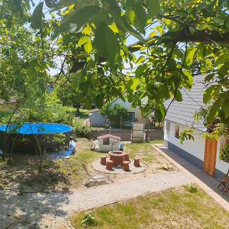 Harom Dio Vendeghaz Nyim