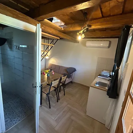 Lägenhet Harom Dio Vendeghaz