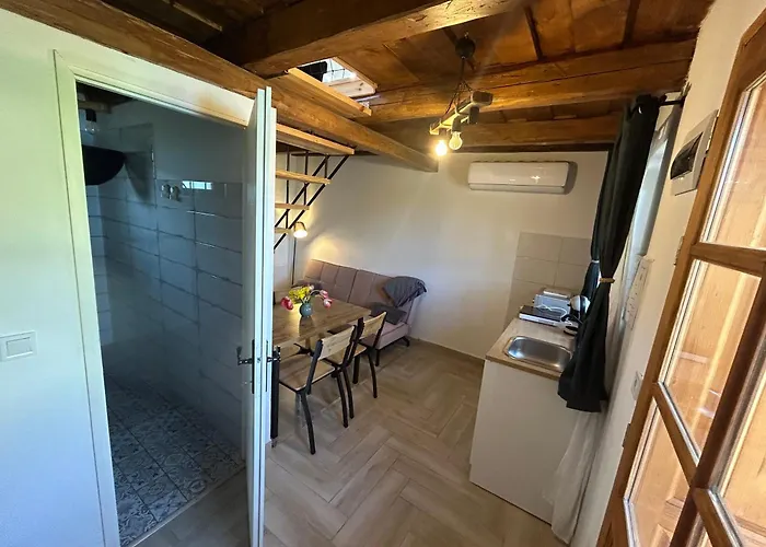 شقة Harom Dio Vendeghaz